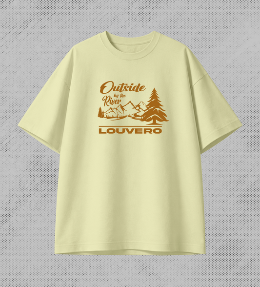 Remera oversize - OUTSIDE BY THE RIVER